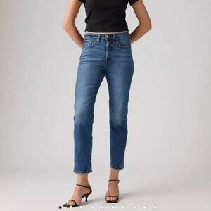 Levi's Jeans Wedgie Straight Size 26 Medium Blue Wash